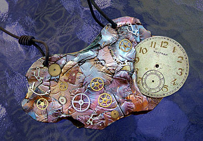 raku pendant